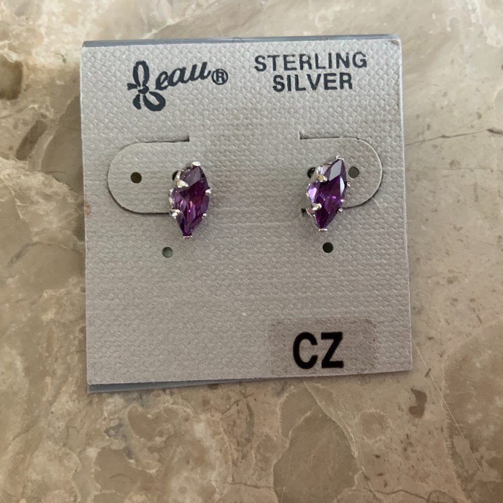 NWT BEAU Sterling Purple CZ Dainty Earrings
